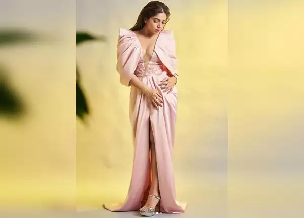 भूमि ने सोशल मीडिया पर शेयर की तस्वीरें