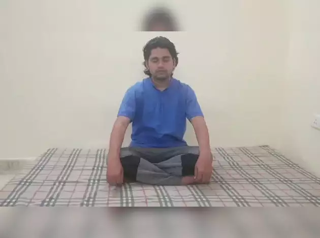 बटरफ्लाई पोज से घटाएं बॉडी के लोअर पार्ट का फैट