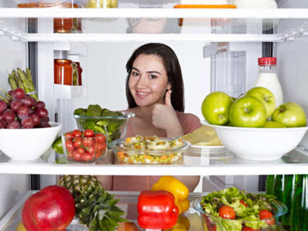 Foods Not To Store In Fridge: कितनी भी गर्मी हो, फ्रिज में नहीं रखनी चाहिए ये फल और सब्जियां