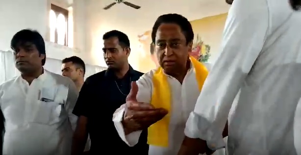 kamal nath misbehave media person in indore